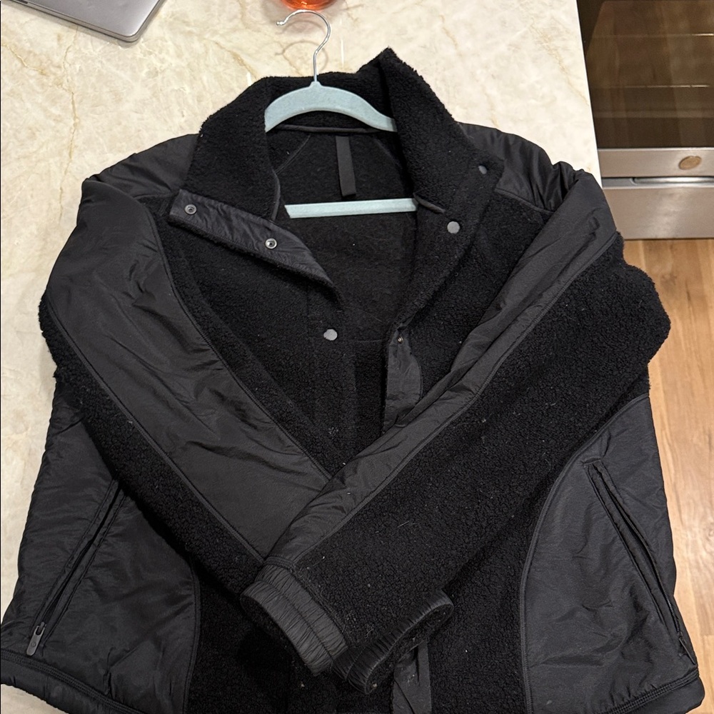 Lululemon Black Fleece and Nylon Jacket
